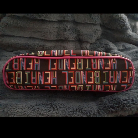 HENRI BENDEL : STEVE WILSON MAKEUP BAG - Picture 5 of 8